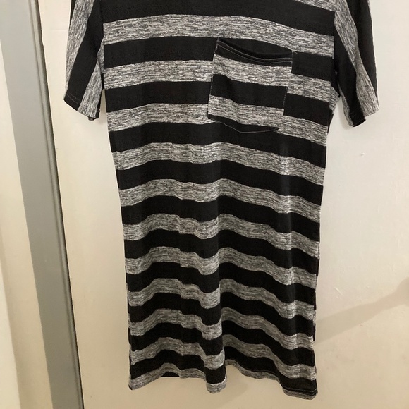 NWOT Open Back T-Shirt Dress - Picture 10 of 11